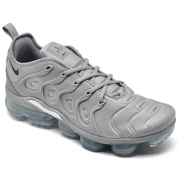 Nike Air Vapormax Plus Wolf Grey Dark Grey 924453-005 Size 10